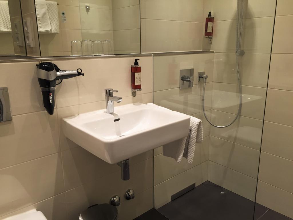 Hotel Antares München Buitenkant foto