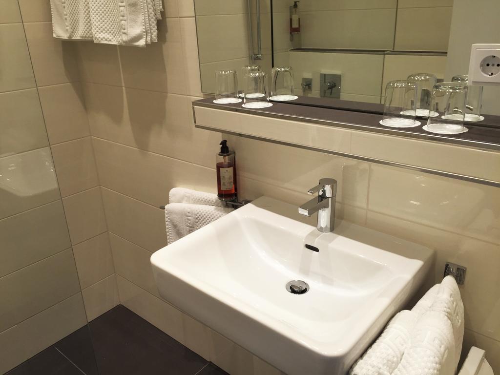 Hotel Antares München Buitenkant foto